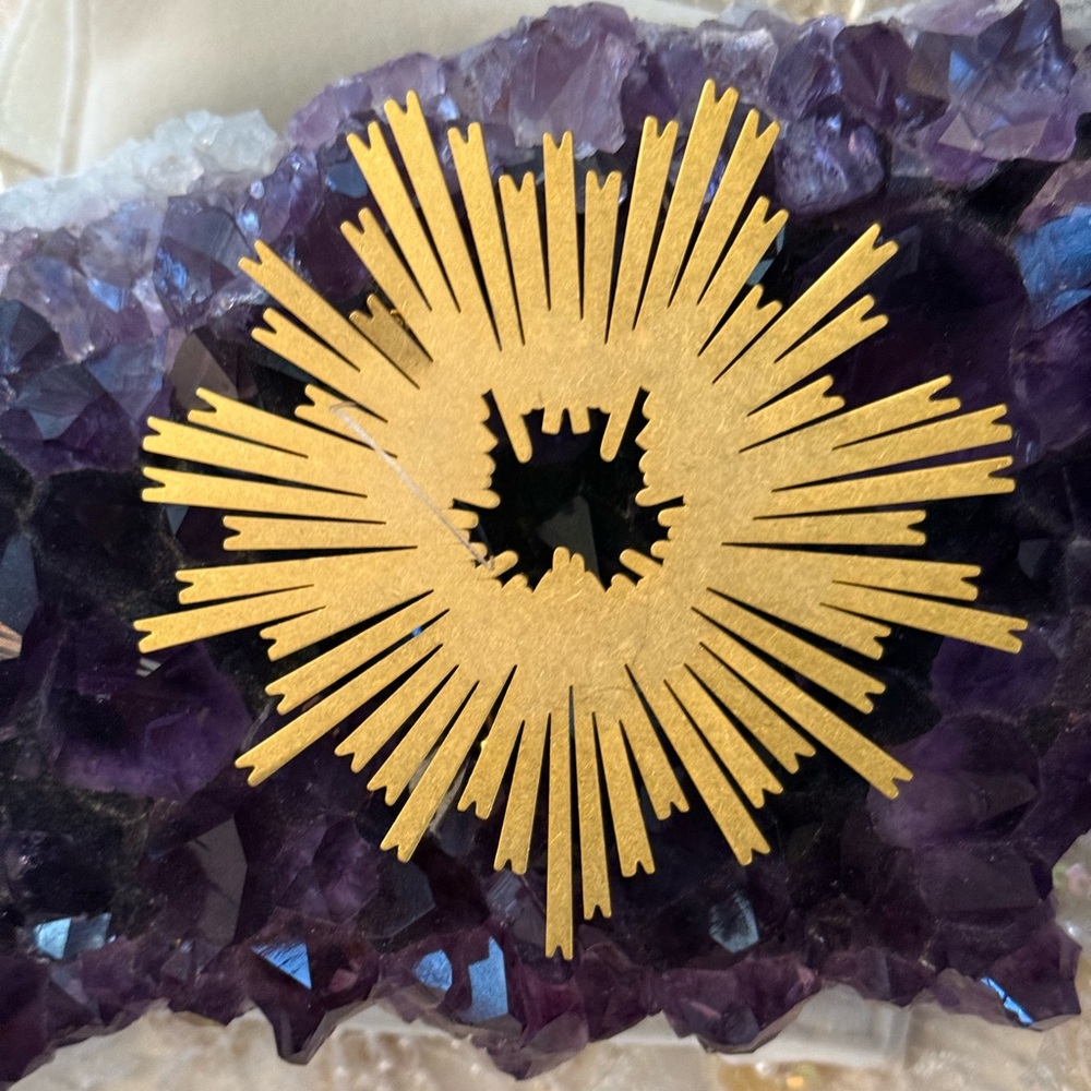 KHOI Riza Brooch